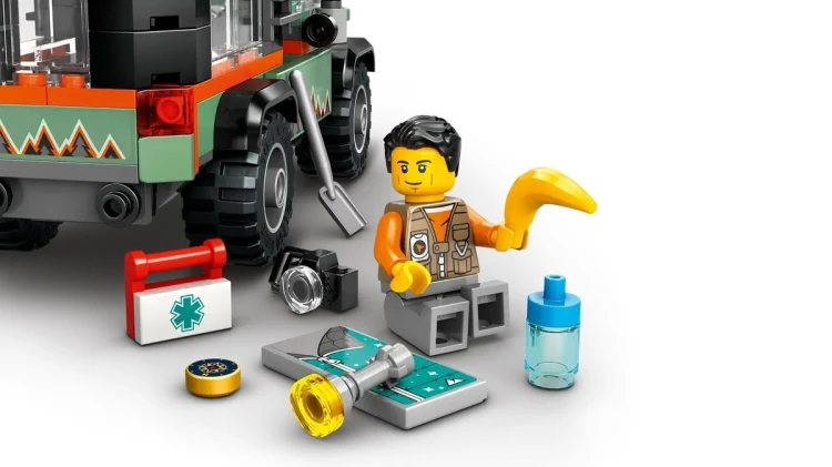 LEGO City 60447 - Górska terenówka 4x4