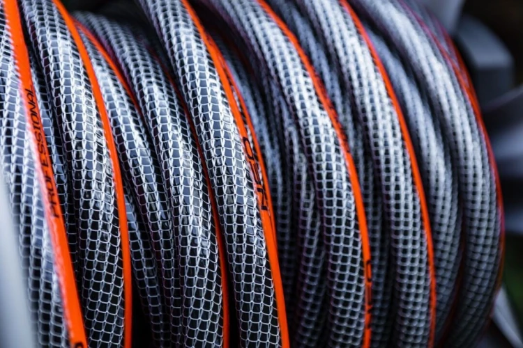 Wąż ogrodowy Neo Tools 3/4" x 30m 6-warstwowy