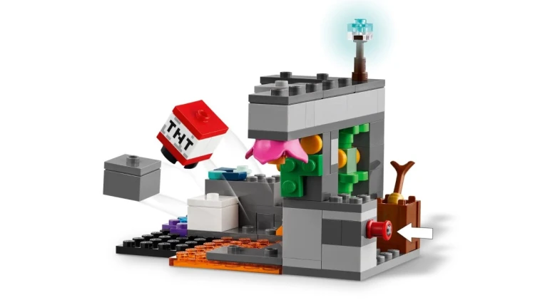 LEGO Minecraft 21274 - Spotkanie ze strażnikiem