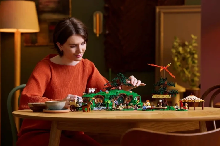 LEGO Icons 10354 - Władca Pierścieni: Shire
