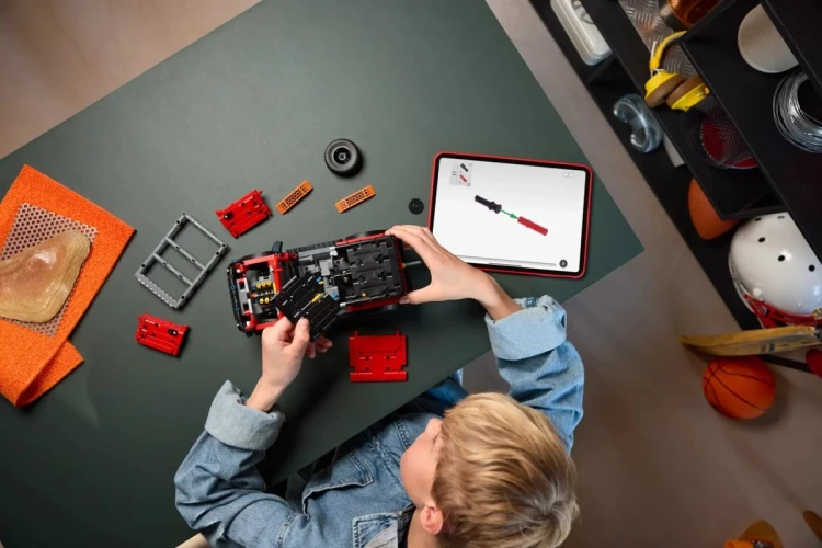 LEGO Technic 42213 - SUV Ford Bronco