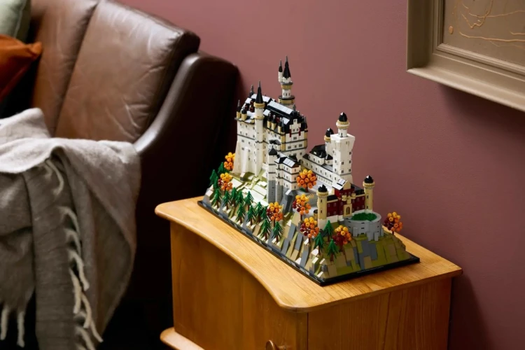 LEGO Architecture 21063 - Zamek Neuschwanstein