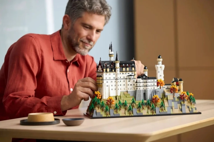 LEGO Architecture 21063 - Zamek Neuschwanstein