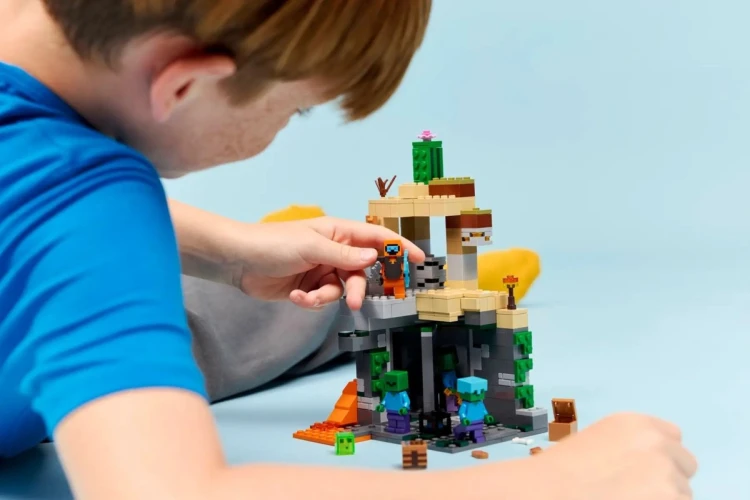 LEGO Minecraft 21587 - Loch zombie