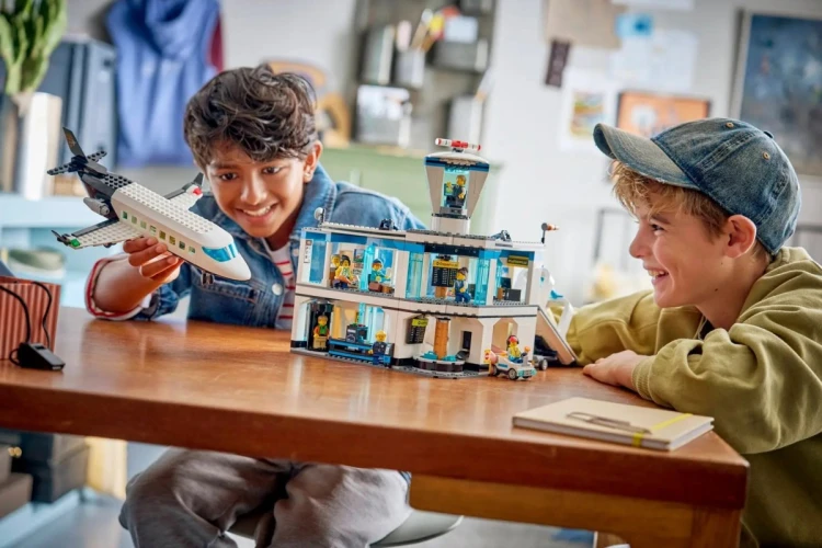 LEGO City 60502 - Lotnisko z samolotem