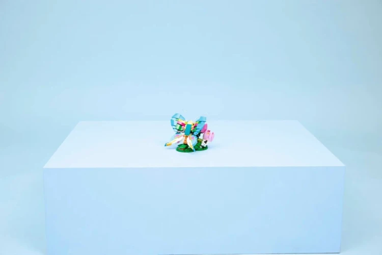 LEGO Creator 3w1 31384 - Dzikie zwierzęta: Kolorowy koliber