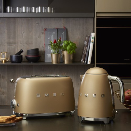 Toster SMEG TSF01CHMEU
