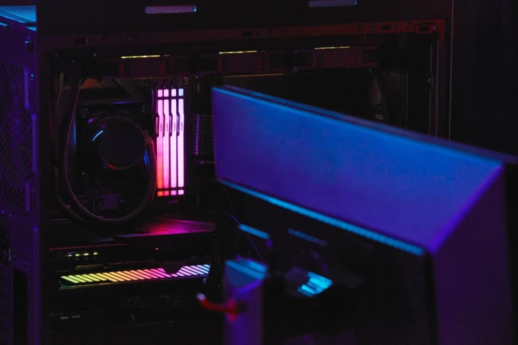 KINGSTON DDR5 64GB 6000MT/s CL36 DIMM KITx2 FURY Beast RGB