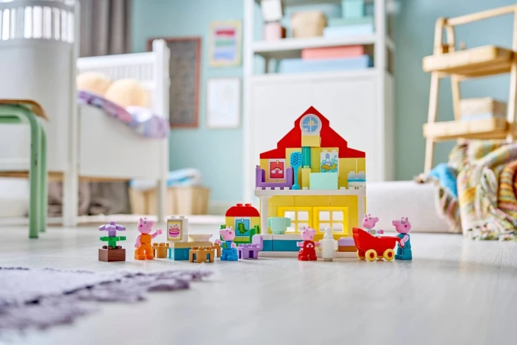 LEGO DUPLO 10467 Świnka Peppa - Dom rodzinny