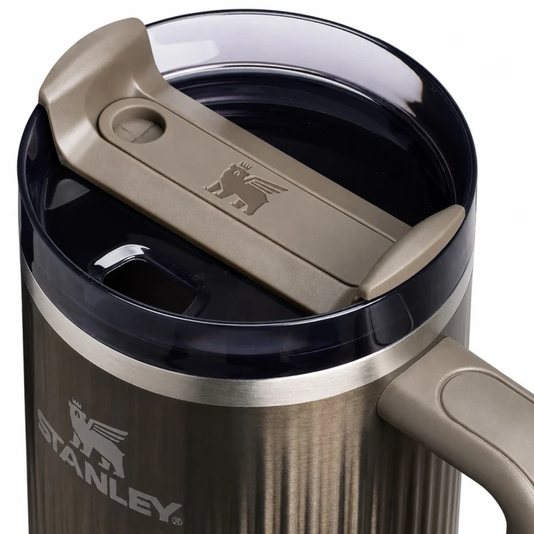 Kubek termiczny Stanley Quencher H2.O Fluted 1.18L GunMetal Shine