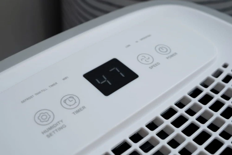 ELDOM OSUSZACZ POWIETRZA OP1131 LUXI WIFI POJ.2,3 L, 100M3 /H, 10L/24H (30°C, RH80%)