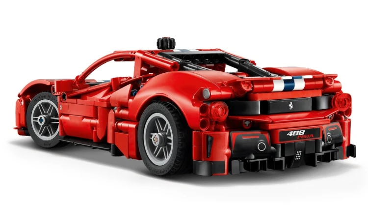 LEGO Technic 42235 - Samochód Ferrari 488 PISTA