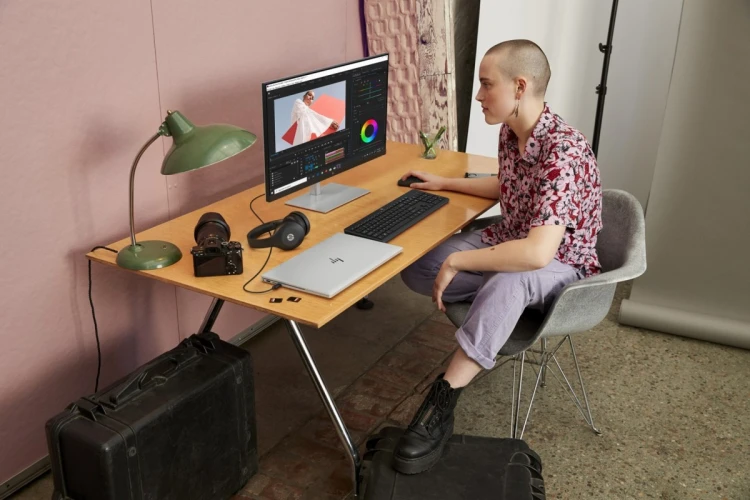 Zestaw klawiatura + mysz HP 230 Wireless Mouse and Keyboard Combo bezprzewodowe czarne Niemiecki układ klawiszy QWERTZ 18H24AA#ABD