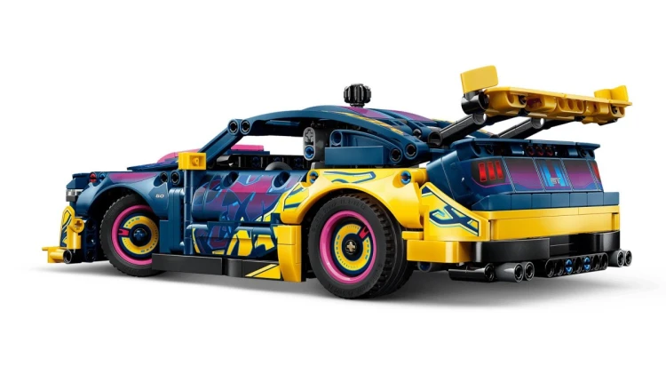 LEGO Technic 42236 - Warsztat tuningowy: Samochód Ford Mustang GT