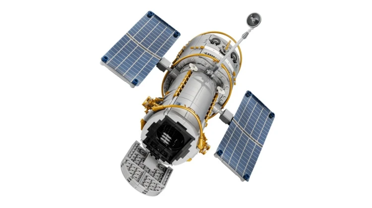LEGO Icons 11382 - Kosmiczny Teleskop Hubble'a