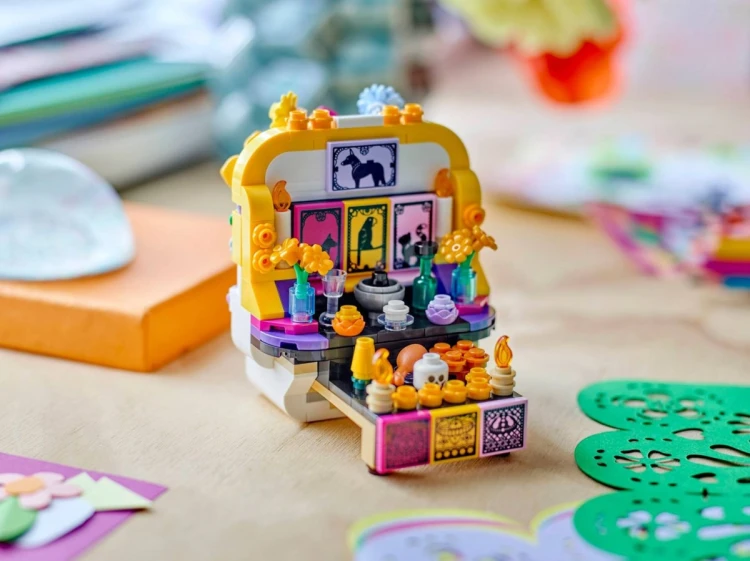 LEGO Inne 40811 - Ołtarz dla zmarłych