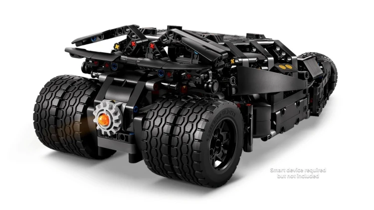LEGO Technic 42239 - Batmobile Tumbler