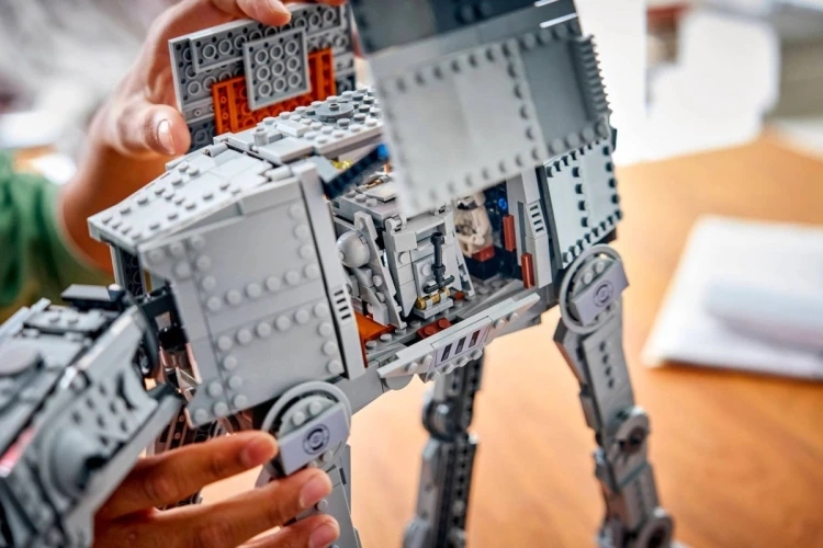 LEGO Star Wars 75454 - AT-AT Resztek Imperium i INT-4
