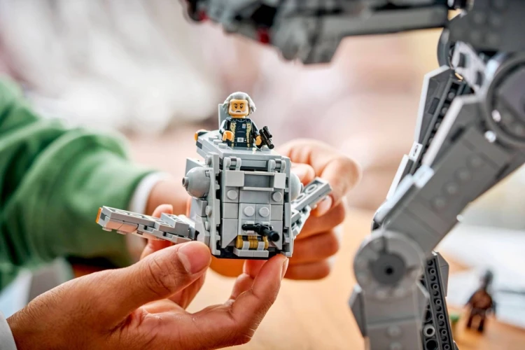 LEGO Star Wars 75454 - AT-AT Resztek Imperium i INT-4