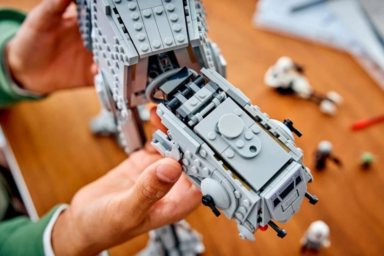 LEGO Star Wars 75454 - AT-AT Resztek Imperium i INT-4