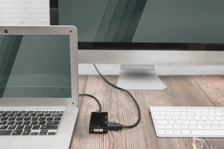 Digitus Kabel konwertujący DisplayPort 3 w 1