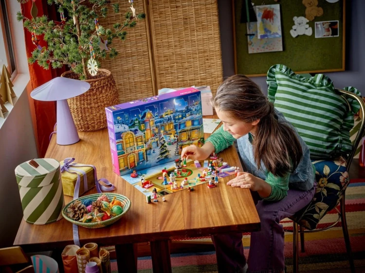 LEGO FRIENDS 42668 Kalendarz adwentowy na 2025 rok