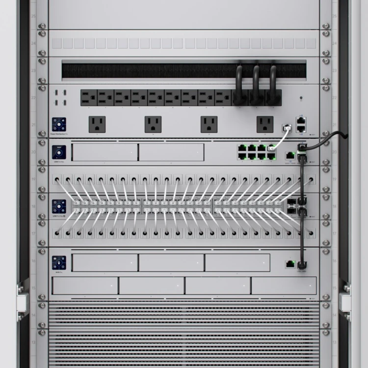 Ubiquiti UACC-Keystone-Blank-Insert-TH Wkładka kablowa