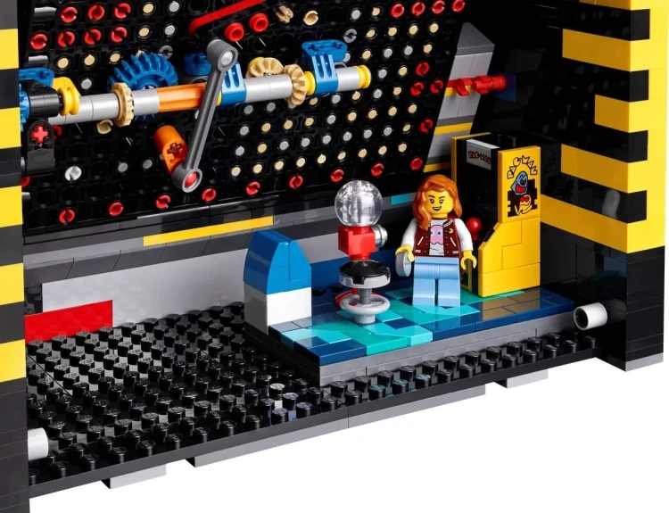 LEGO ICONS 10323 AUTOMAT DO GRY PAC-MAN