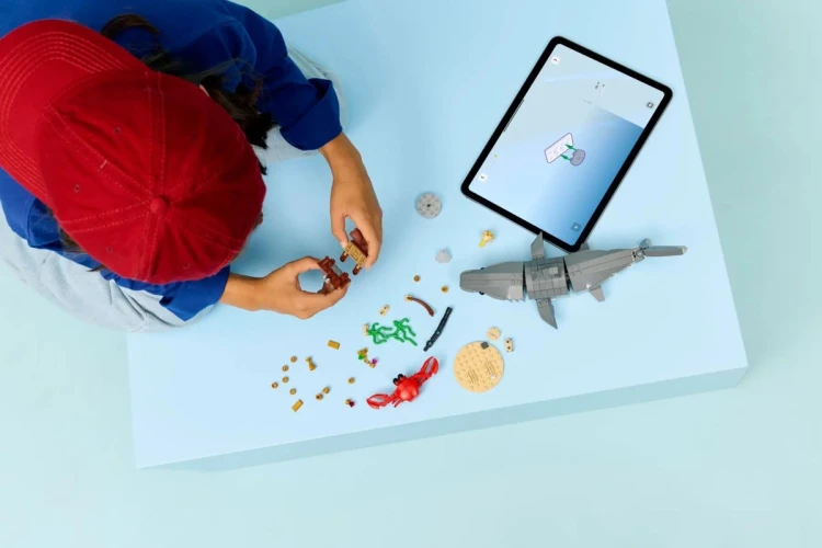 LEGO CREATOR 3 W 1 31381 Groźny rekin i skrzynia ze skarbem