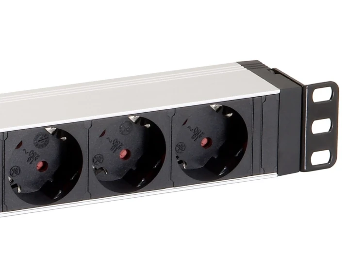Equip 333293 rozdzielacz zasilania PDU 8 x gniazdo sieciowe 1U Czarny, Srebrny