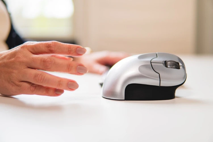 Mysz BakkerElkhuizen Mouse Grip Bezprzewodowa sprzedaż detaliczna myszy