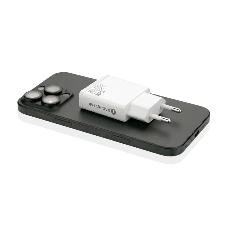 EVERACTIVE ŁADOWARKA SIECIOWA GAN 1 X USB, 1 X USB-C QUICK CHARGE 3.0 45W BIAŁA SC-460Q
