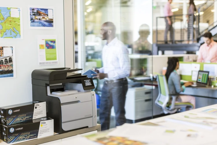 HP Wkład LaserJet 312A z żółtym tonerem