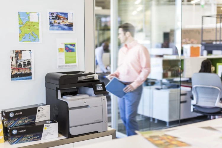 HP Wkład LaserJet 312A z żółtym tonerem