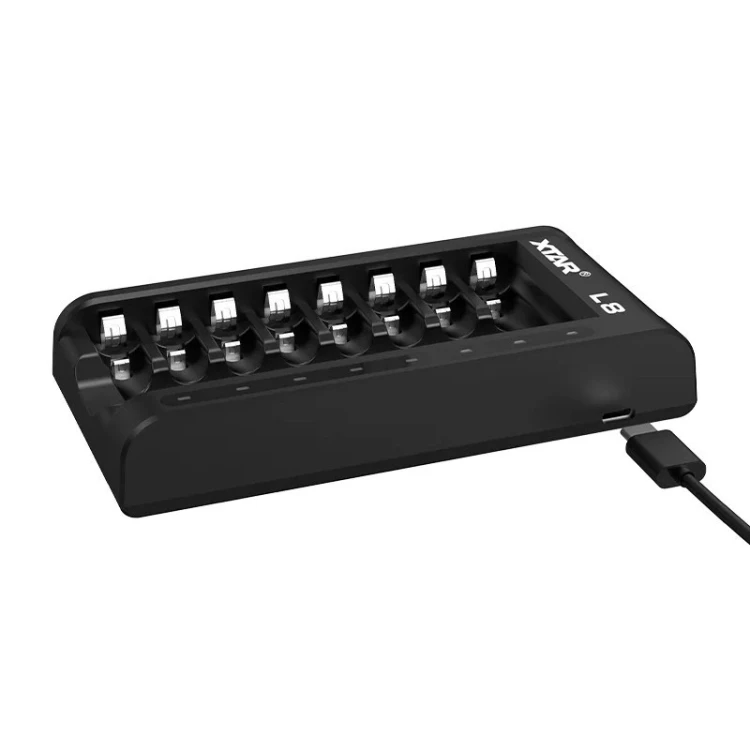 XTAR ŁADOWARKA DO AKUMULATORÓW R03 / AAA ORAZ R6 / AA LI-ION 1,5V / NIMH L8