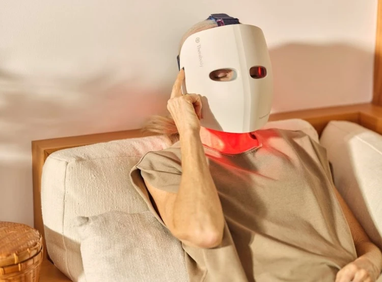 THERABODY TheraFace Mask Glo