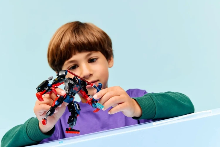 LEGO Marvel 76337 - Miles Morales kontra Spider-Man 2099