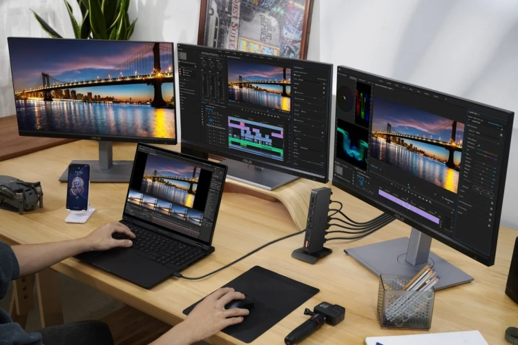 ASUS DC500 Triple 4K Thunderbolt™4 Dock 150Watt