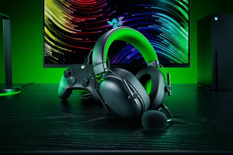 Razer BlackShark V3 X HyperSpeed Zestaw słuchawkowy Przewodowy i Bezprzewodowy Opaska na głowę Gaming USB Typu-A Bluetooth Czarny, Zielony