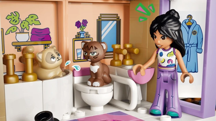 LEGO FRIENDS 42704 Grand Hotel w mieście Heartlake