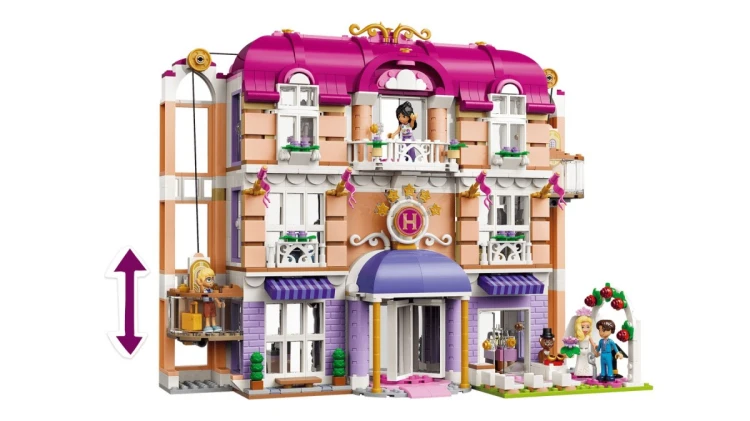 LEGO FRIENDS 42704 Grand Hotel w mieście Heartlake