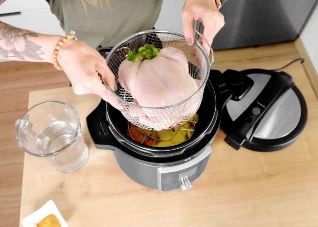 Multicooker z funkcją Air Fryer CK8000 CONCEPT