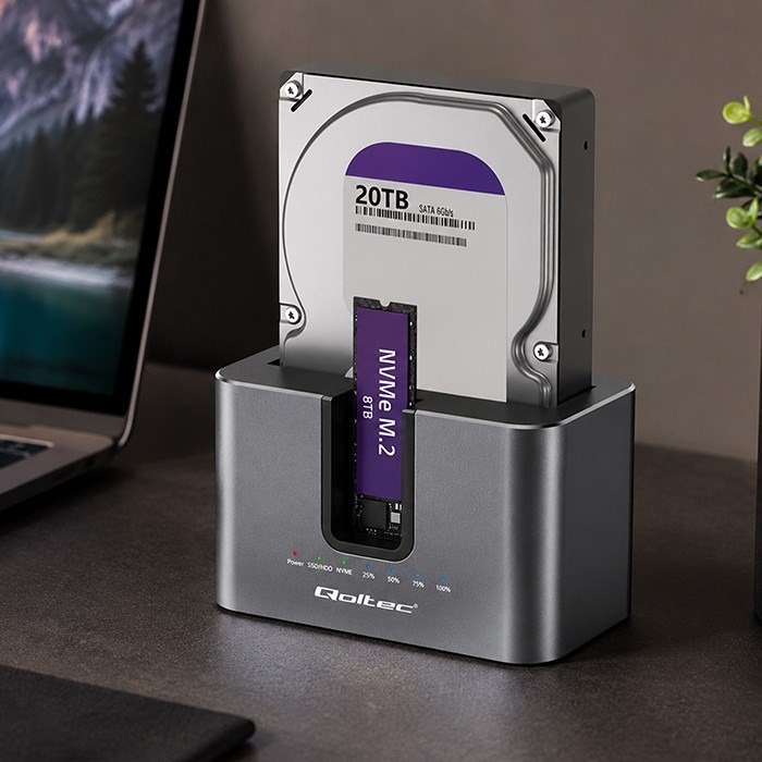Qoltec 52631 Stacja dokująca HDD SSD | SATA | M.2 NVMe | Klonowanie | USB-C | 10Gb/s | 28TB