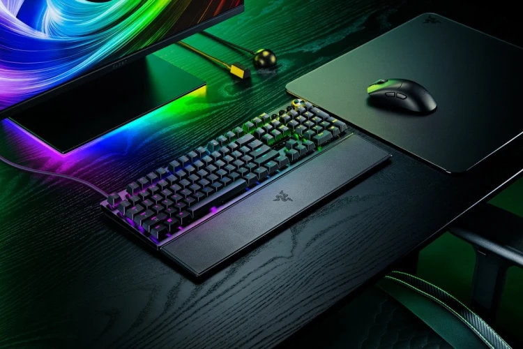 Razer Huntsman V3 Pro 8KHz klawiatura Gaming USB Czarny