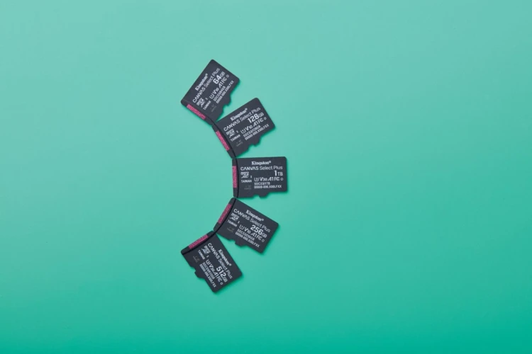 KINGSTON microSDXC 128GB Canvas Select Plus 3 + ADP