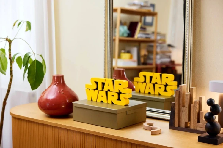 LEGO Star Wars 75407 - Logo Star Wars zbudowane z klocków