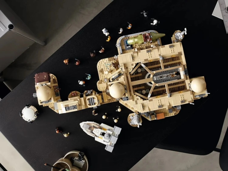 LEGO Star Wars 75290 Kantyna Mos Eisley