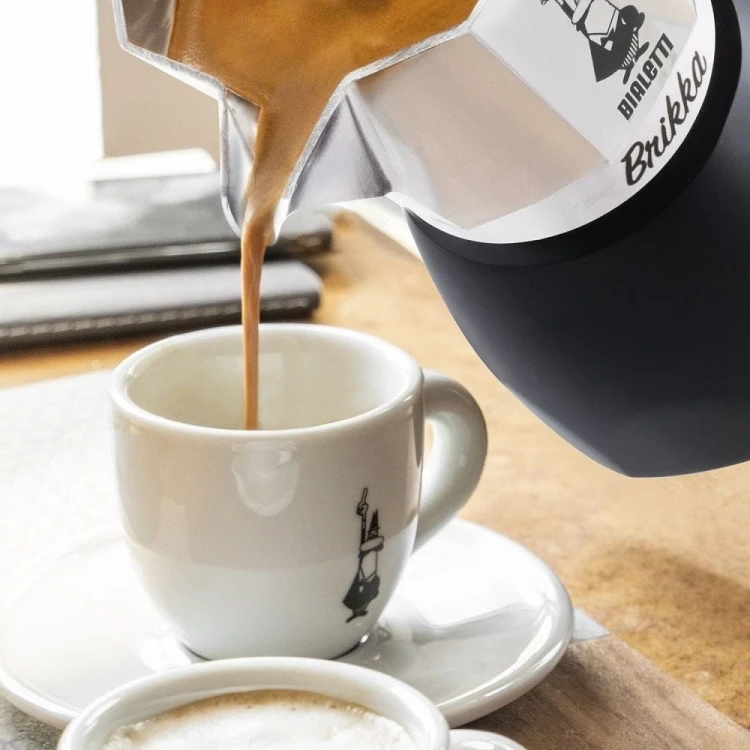 Bialetti kawiarka New Brikka 2023 4tz