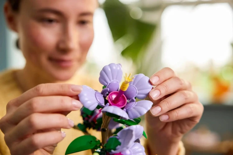 LEGO Botanical Collection 10372 - Hibiskus