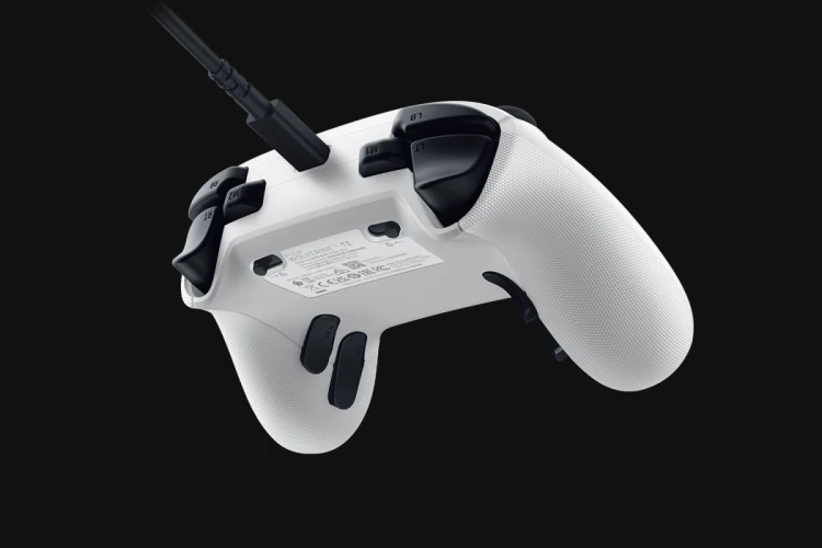 Kontroler do gier na konsolę Xbox Series X/S i komputer PC